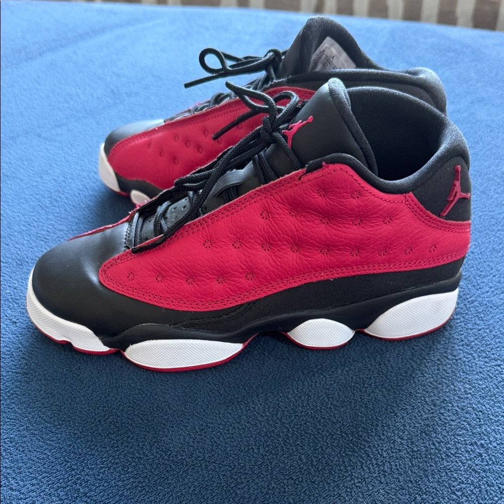 Jordan Kids Sneakers in Black and Red